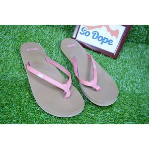 Sanuk Pink Flip Flops - Women's Size 10